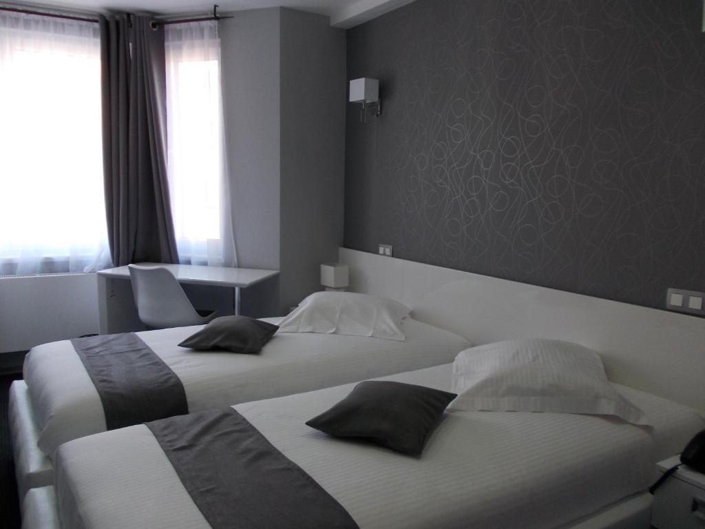 Hotel Phenix Dilbeek Phòng bức ảnh